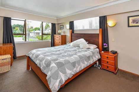 Photo of property in 6 Miles Avenue, Papatoetoe, Auckland, 2025