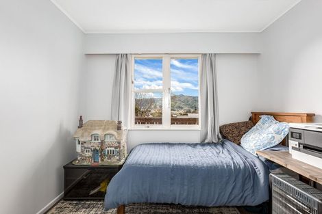 Photo of property in 7 Reid Road, Wainuiomata, Lower Hutt, 5014