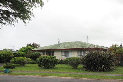 Photo of property in 1/8 Tatua Place, Conifer Grove, Takanini, 2112