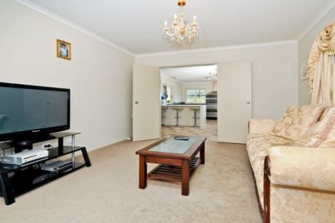 Photo of property in 116 Farnborough Drive, Grandview Heights, Hamilton, 3200