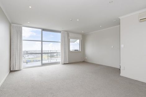 Photo of property in 2/30 Augustus Terrace, Parnell, Auckland, 1052