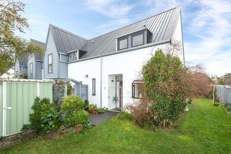 Photo of property in Cornwall Gardens, 10/27 Cornwall Street, St Albans, Christchurch, 8014