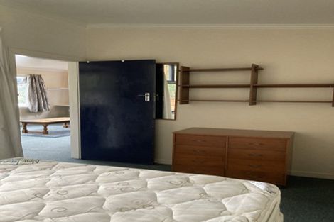 Photo of property in 38 Marine Parade, Macandrew Bay, Dunedin, 9014