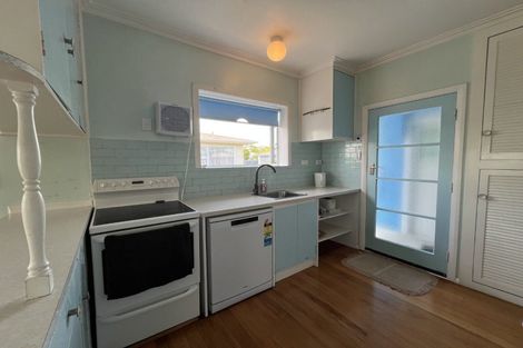 Photo of property in 34 College Street, Awapuni, Palmerston North, 4412