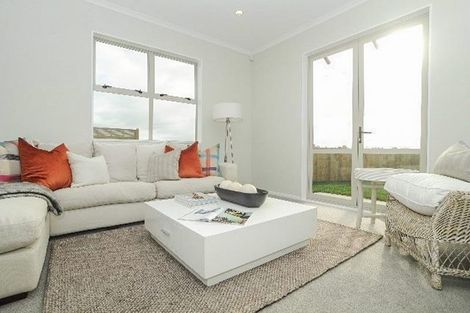 Photo of property in 111 Mackay Drive, Greenhithe, Auckland, 0632