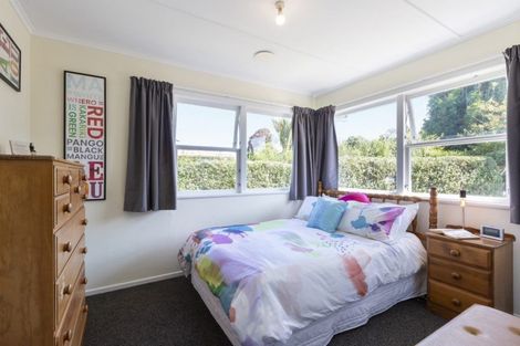 Photo of property in 2 Saint Johns Avenue, Tuakau, 2121