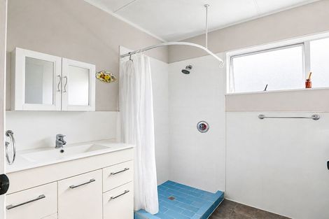 Photo of property in 94a Kawaha Point Road, Kawaha Point, Rotorua, 3010