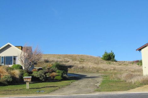 Photo of property in 15 Bob Lee Place, Wanaka, 9305