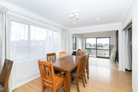 Photo of property in 72 Forest Lake Road, Forest Lake, Hamilton, 3200