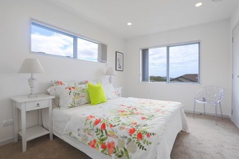 Photo of property in 10 Miller Rise, Silverdale, 0932