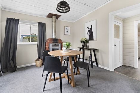 Photo of property in 130 Fitzherbert Street, Featherston, 5710