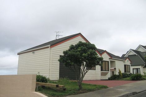 Photo of property in 5 Sirsi Terrace, Broadmeadows, Wellington, 6035