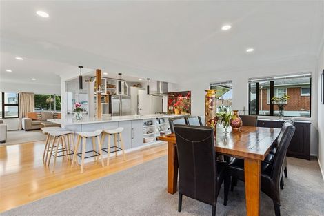 Photo of property in 37 Toroa Street, Torbay, Auckland, 0630