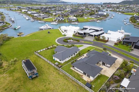 Photo of property in 15 Lady Jocelyn Place, Whitianga, 3510