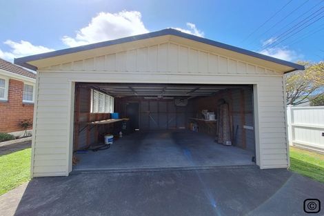 Photo of property in 73 Naenae Road, Naenae, Lower Hutt, 5011