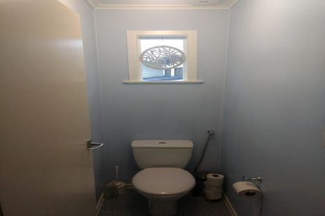 Photo of property in 38 Kelkirk Street, Kelston, Auckland, 0602