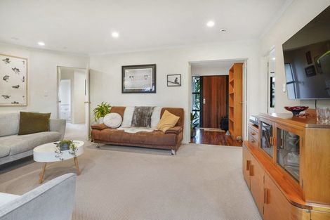 Photo of property in 15 Buckingham Place, Rototuna North, Hamilton, 3210