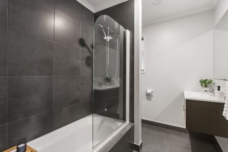 Photo of property in 33 Bradwell Crescent, Halswell, Christchurch, 8025