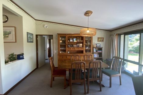 Photo of property in 6 Ewing Place, Albert Town, Wanaka, 9305