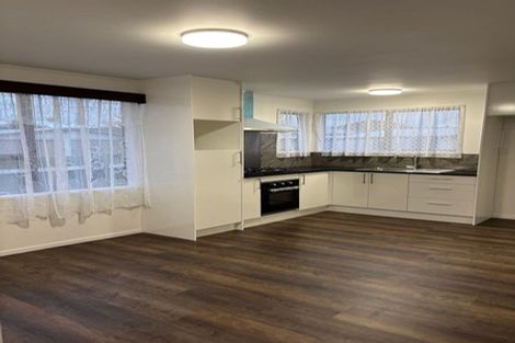 Photo of property in 5 Treviso Place, Clover Park, Auckland, 2023