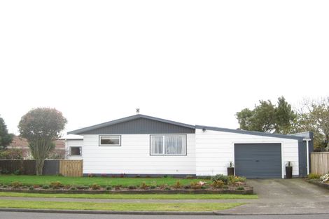 Photo of property in 52 Gardenia Avenue, Bell Block, New Plymouth, 4312