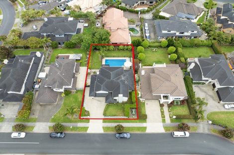Photo of property in 18 Armstrong Farm Drive, East Tamaki Heights, Auckland, 2016