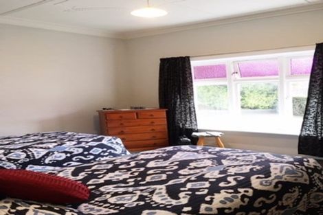 Photo of property in 105 Kaikorai Valley Road, Glenross, Dunedin, 9011