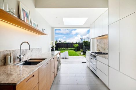 Photo of property in 8 Trinity Street, Ponsonby, Auckland, 1011