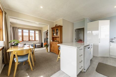 Photo of property in 26 Rhodes Street, Waimate, 7924