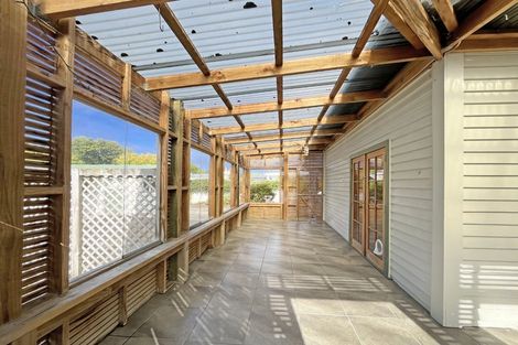 Photo of property in 10 Stanley Avenue, Palmerston North, 4414
