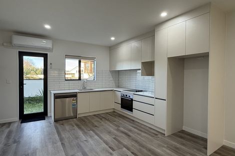 Photo of property in 296d Royal Road, Massey, Auckland, 0614