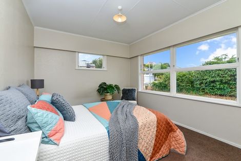 Photo of property in 74 Bremworth Avenue, Dinsdale, Hamilton, 3204