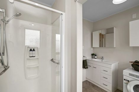 Photo of property in 73a Pendarves Street, New Plymouth, 4310