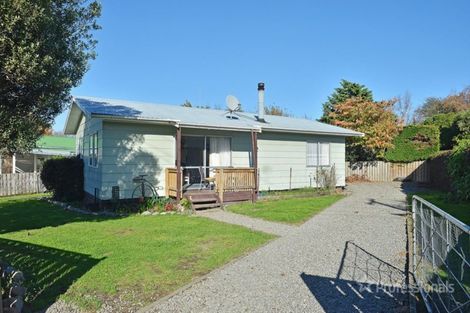 Photo of property in 72 Woodward Street East, Featherston, 5710
