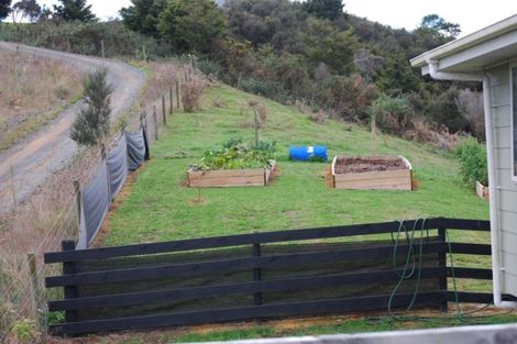 Photo of property in 37 Valley Road, Hikurangi, 0114
