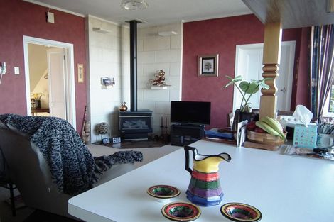 Photo of property in 61 Tees Street, South Hill, Oamaru, 9400