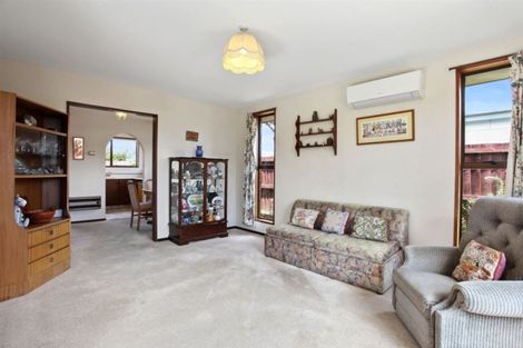 Photo of property in 2/281 Sawyers Arms Road, Bishopdale, Christchurch, 8053