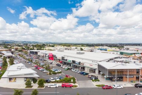 Photo of property in 2 Braeburn Place, Takanini, 2112