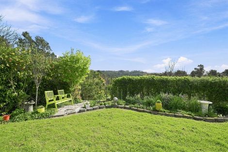 Photo of property in 136 Pinchgut Road, Kaukapakapa, 0873