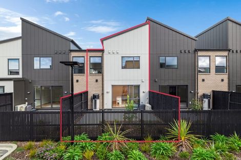 Photo of property in 22 Waka Moana Drive, Hobsonville, 0616