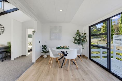 Photo of property in 16 Kaiwaka-mangawhai Road, Kaiwaka, 0975