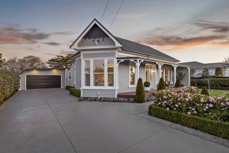 Photo of property in 90 Hawthorne Street, Strowan, Christchurch, 8052