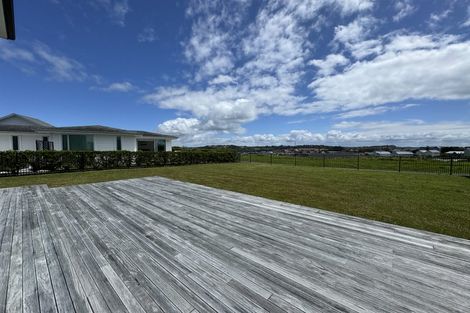 Photo of property in 12 Palm View Terrace, Gulf Harbour, Whangaparaoa, 0930