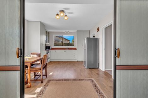 Photo of property in 2/21 Montclare Avenue, Ilam, Christchurch, 8041