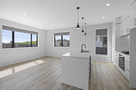 Photo of property in 53 Pohutukawa Place, Bell Block, New Plymouth, 4312