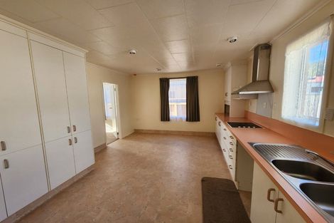 Photo of property in 59 Seddon Street, Naenae, Lower Hutt, 5011