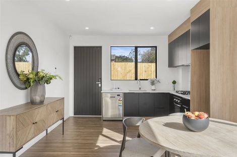 Photo of property in 6c Eversleigh Road, Belmont, Auckland, 0622