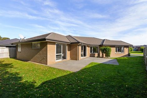 Photo of property in 275 Dixon Road, Fitzroy, Hamilton, 3206