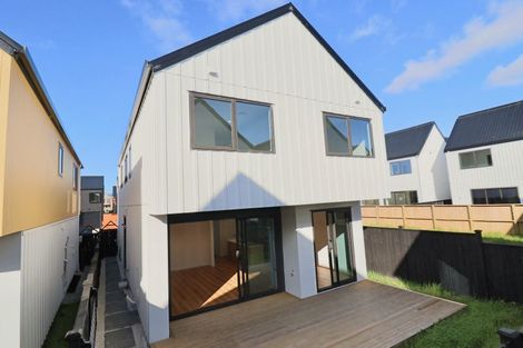 Photo of property in 12 Murray Grey Lane, Karaka, 2580