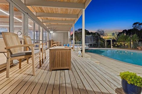 Photo of property in 11 Spur Road, Stillwater, Silverdale, 0993